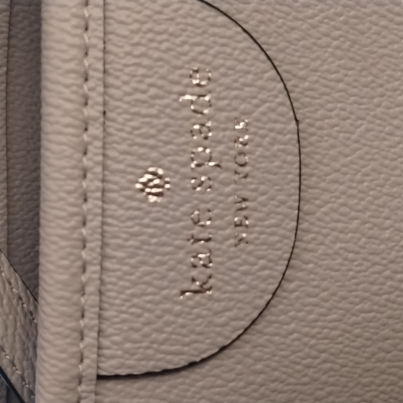 Purse - Picture 2 of 5